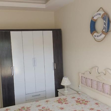 Casa Com Hidro Dupla, Tv A Cabo E Split Villa ตอร์เฮส ภายนอก รูปภาพ