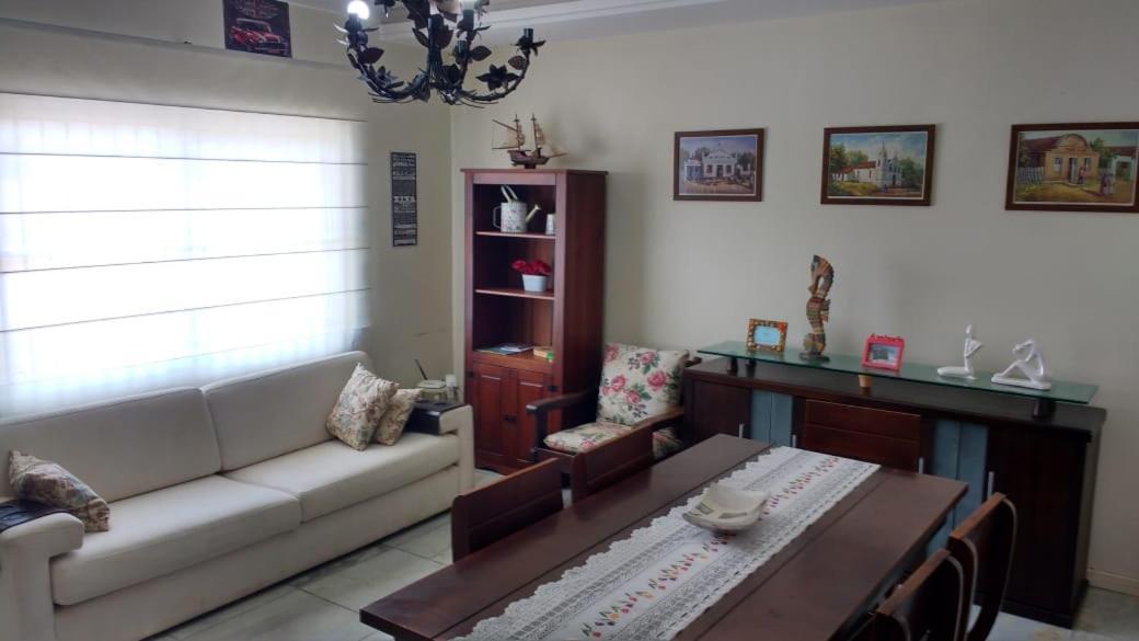Casa Com Hidro Dupla, Tv A Cabo E Split Villa ตอร์เฮส ภายนอก รูปภาพ