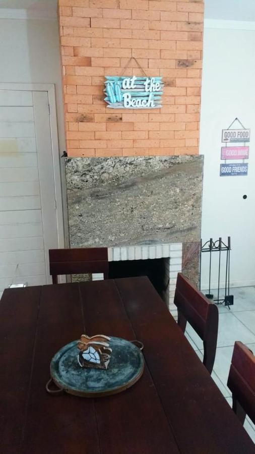 Casa Com Hidro Dupla, Tv A Cabo E Split Villa ตอร์เฮส ภายนอก รูปภาพ